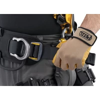 Petzl Astro teljes testheveder